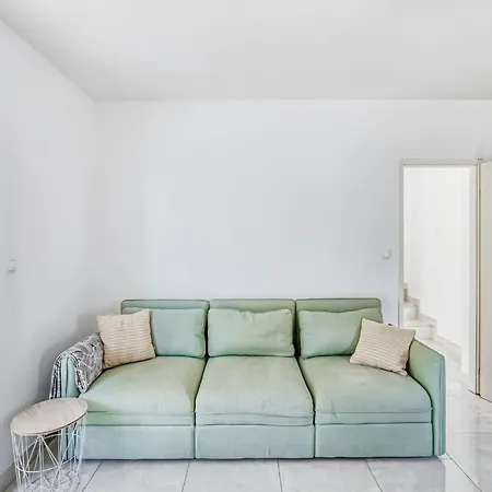 In Near Sea * Orebić