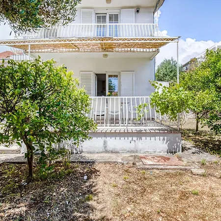 In Near Sea Villa Orebić