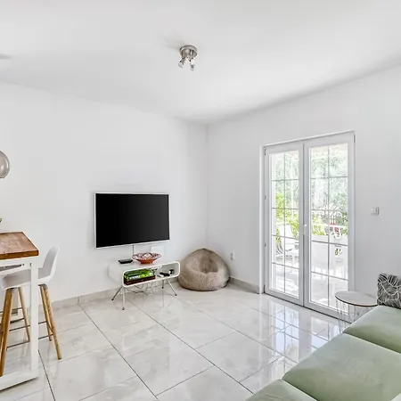 Вилла In Near Sea Оребич