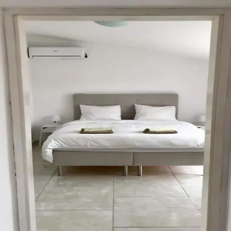 In Near Sea Villa