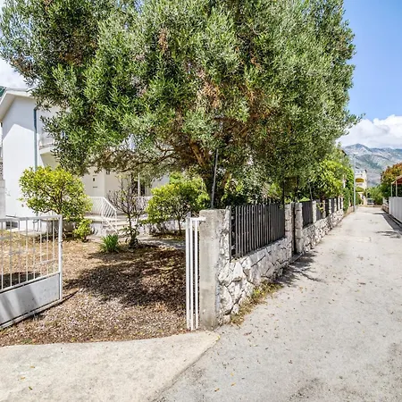 In Near Sea Вилла Оребич